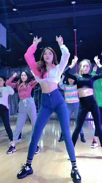 网红简单舞蹈教学慢动作,慢动作解析，轻松学会热门舞步